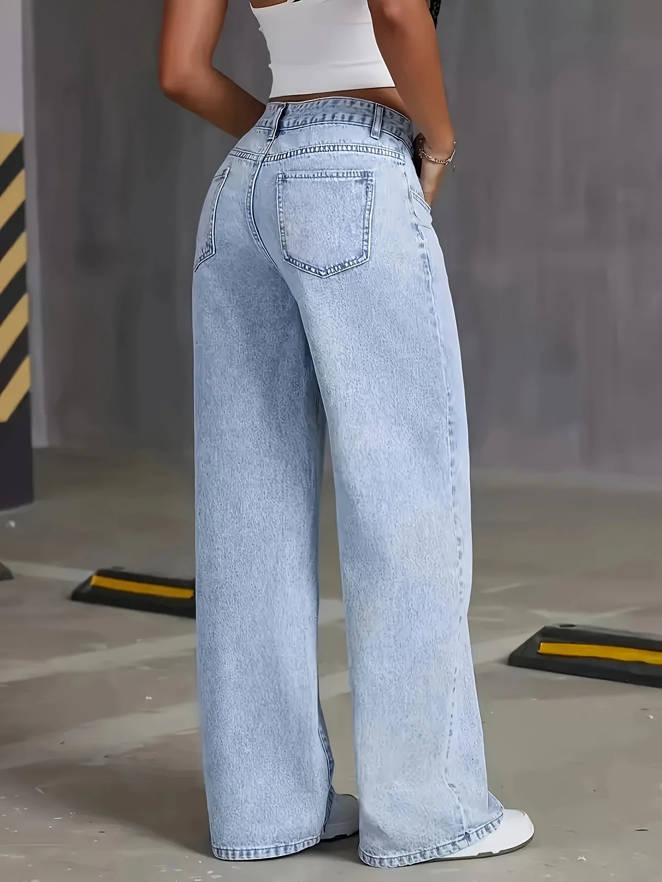 Flared Jeans